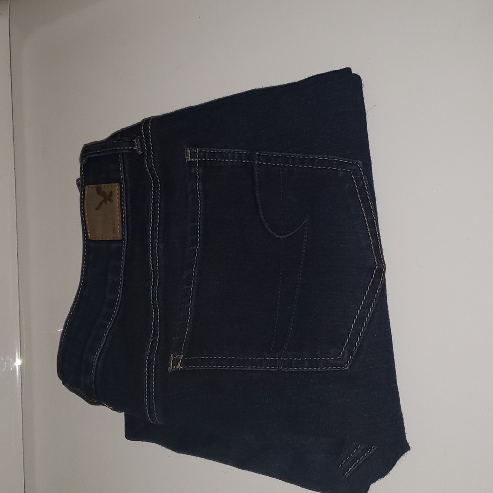 AMERICAN  EAGLE